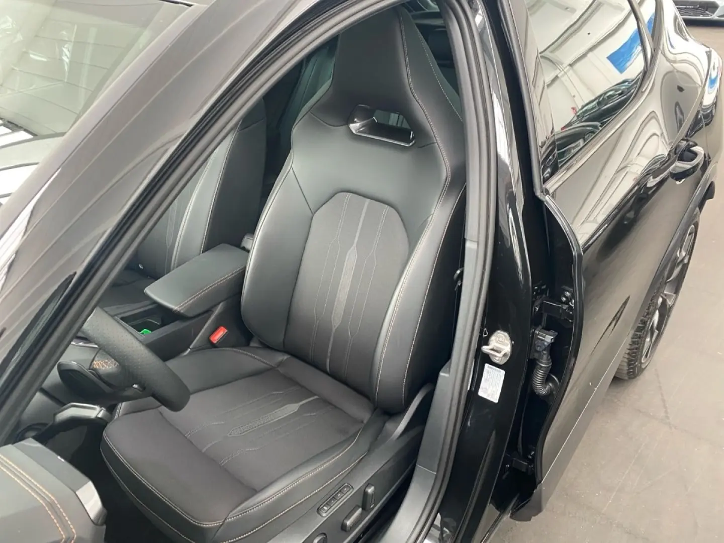 Formentor VZ 2.0 TSI 4Drive DSG Pano ACC AHK PA