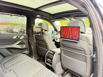 X5*M50i*INDIVIDUAL*360°ACC*B&W*HUD*LASER*AHK*DAB