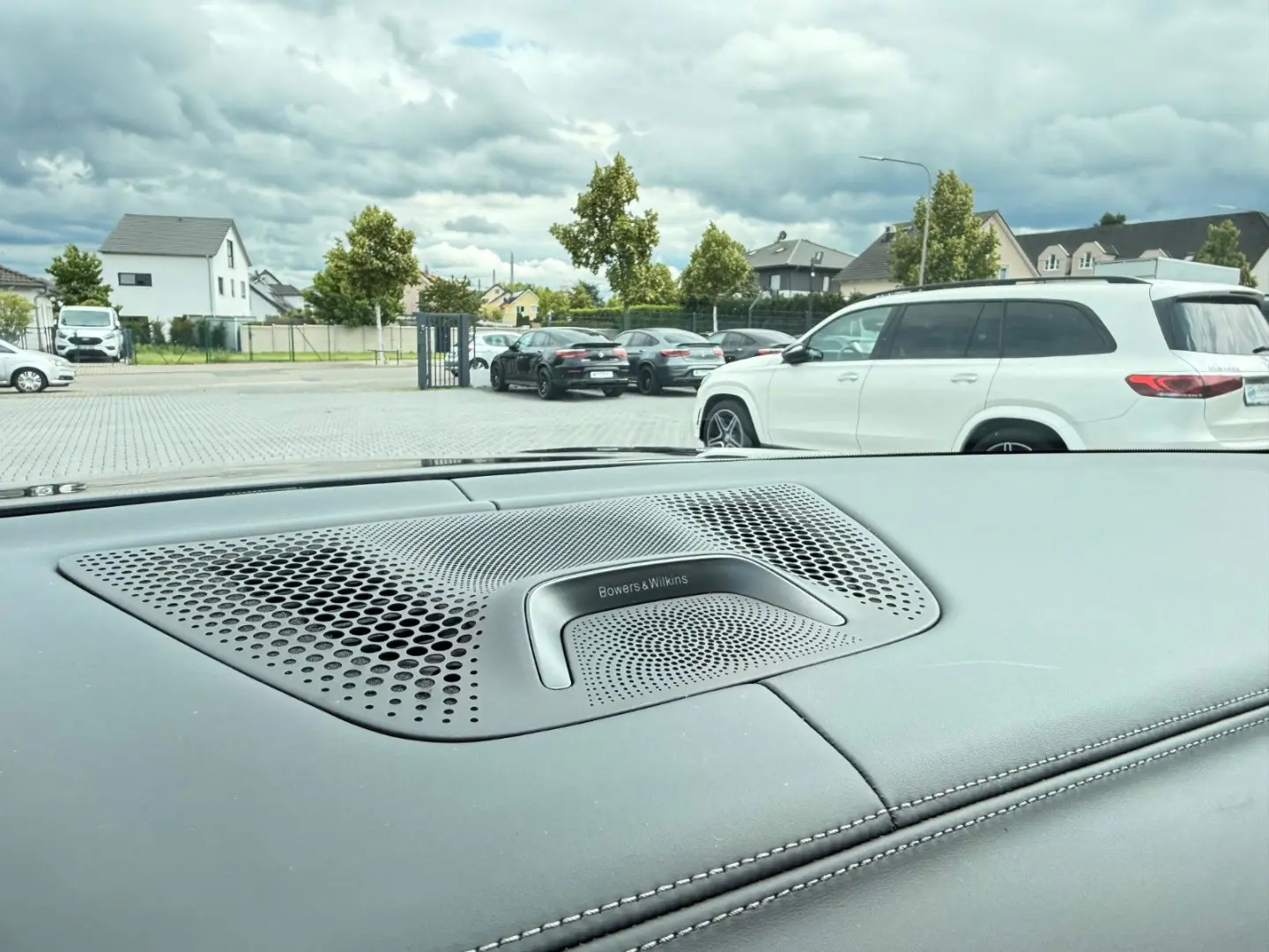 X5*M50i*INDIVIDUAL*360°ACC*B&W*HUD*LASER*AHK*DAB