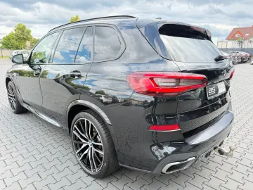 X5*M50i*INDIVIDUAL*360°ACC*B&W*HUD*LASER*AHK*DAB