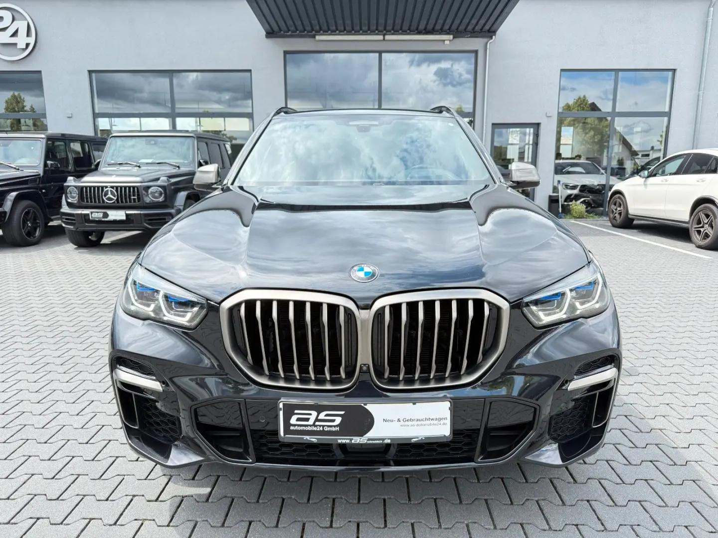X5*M50i*INDIVIDUAL*360°ACC*B&W*HUD*LASER*AHK*DAB