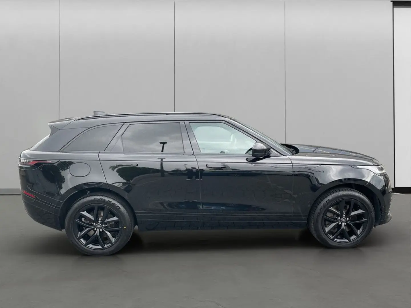 Range Rover Velar D300 Dynamic SE MATRIX PANO