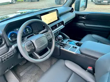Land Cruiser 2,8 D-4D 150kW AWD Executive J25