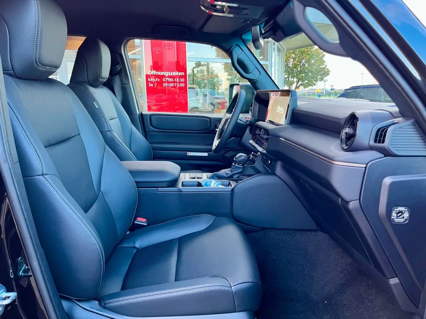 Land Cruiser 2,8 D-4D 150kW AWD Executive J25