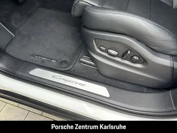 Cayenne E-Hybrid BOSE Luftfederung Panoramadach