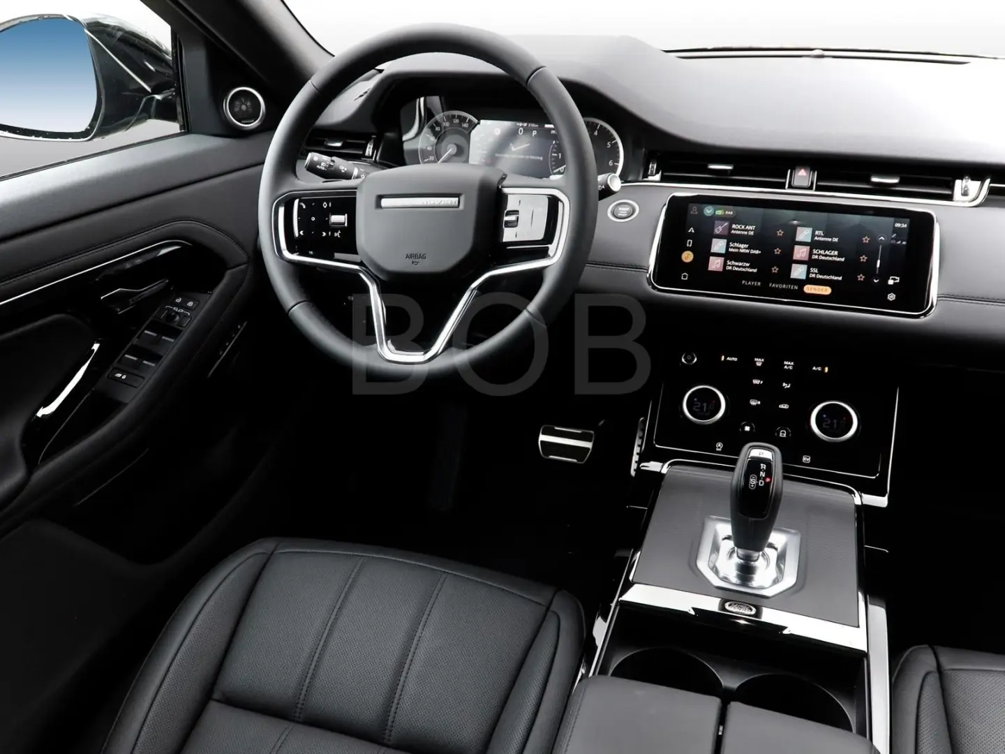 Range Rover Evoque P250 R-Dynamic SE 8-fach bere