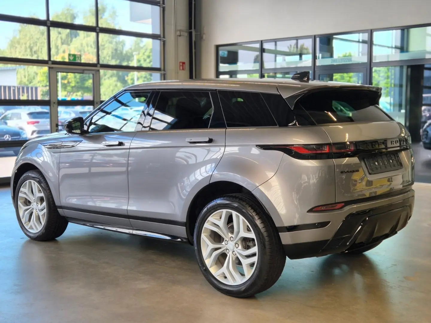 EVOQUE R-DYNAMIC SE LEDER NAVI LED