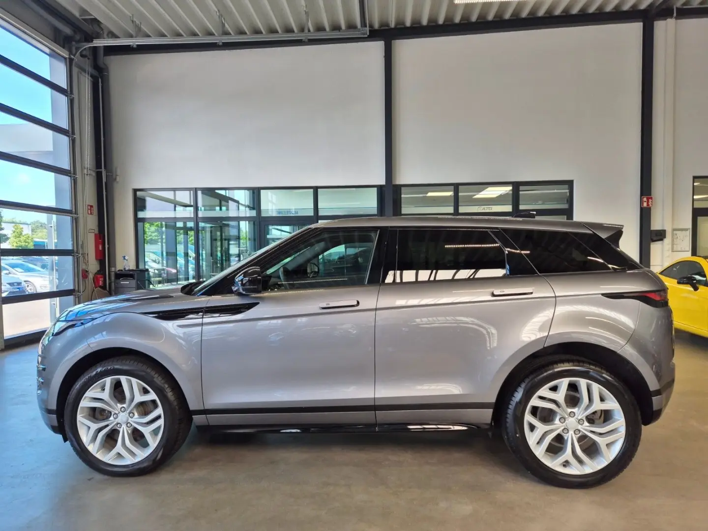 EVOQUE R-DYNAMIC SE LEDER NAVI LED