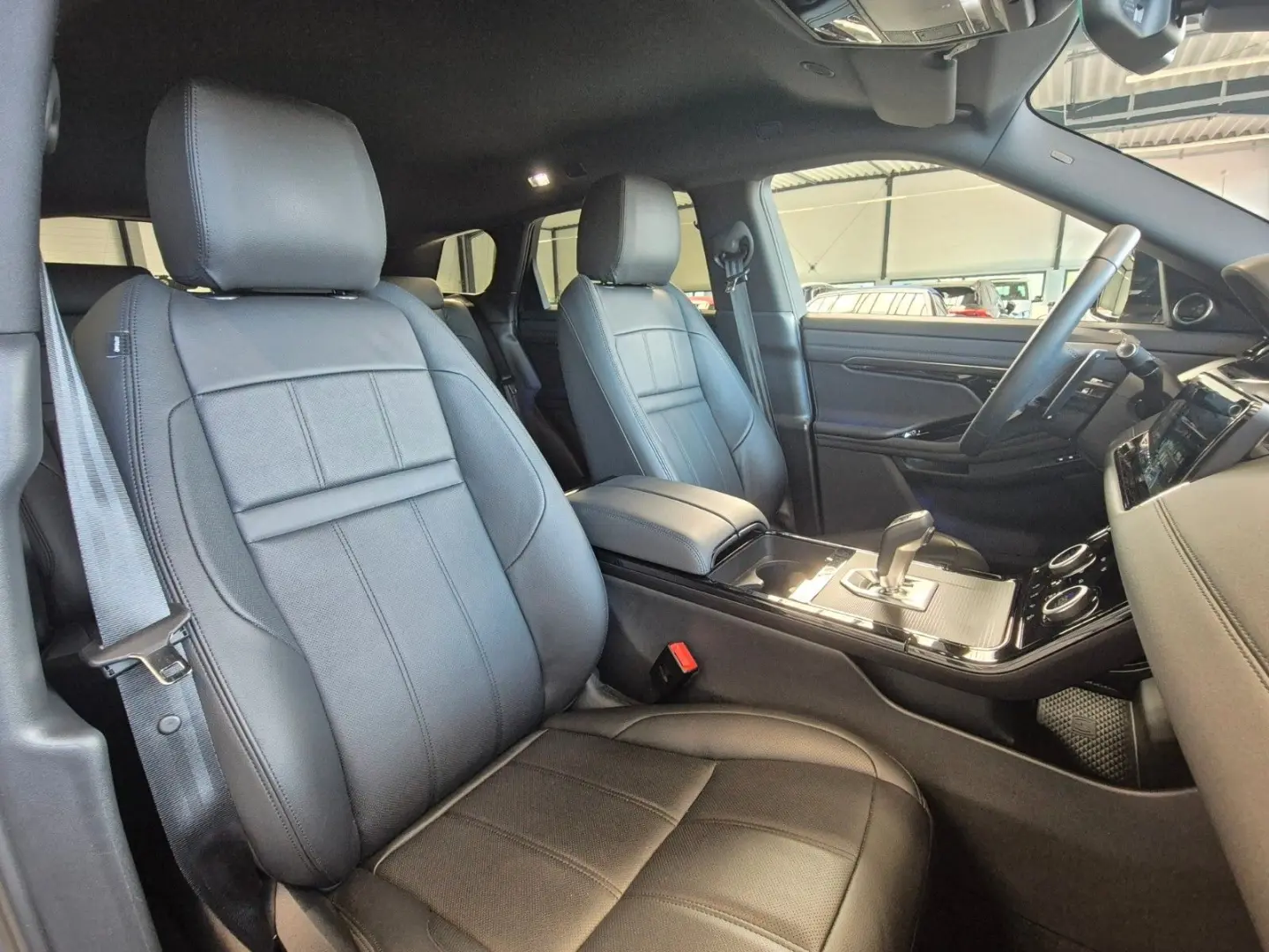 EVOQUE R-DYNAMIC SE LEDER NAVI LED