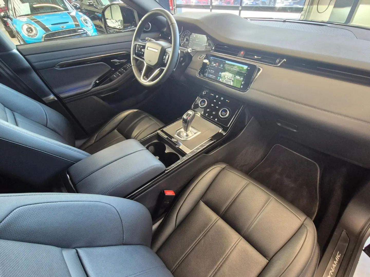 EVOQUE R-DYNAMIC SE LEDER NAVI LED