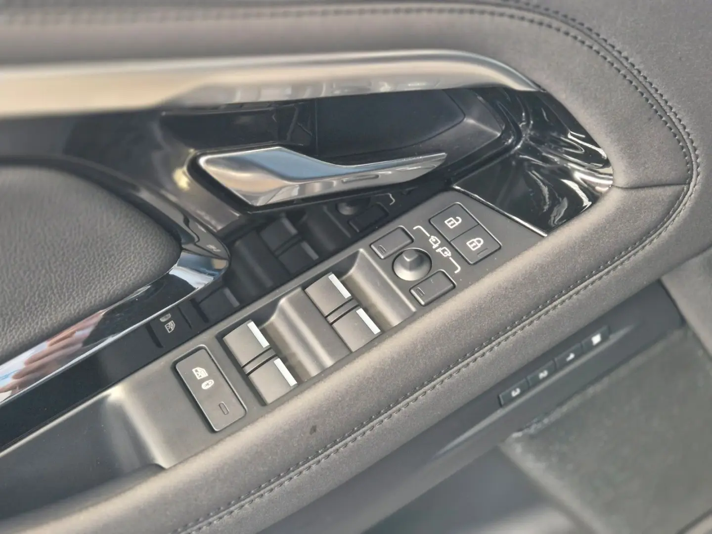 EVOQUE R-DYNAMIC SE LEDER NAVI LED