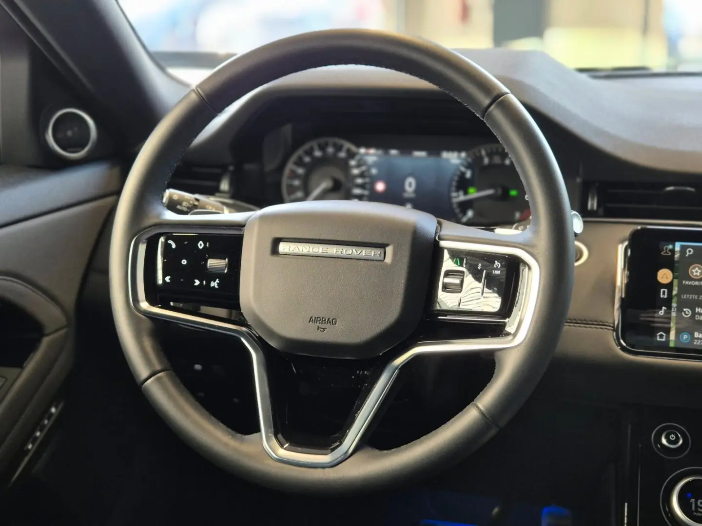 EVOQUE R-DYNAMIC SE LEDER NAVI LED