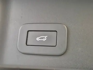 EVOQUE R-DYNAMIC SE LEDER NAVI LED