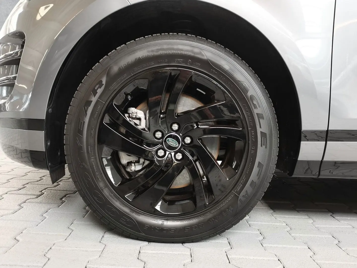 Range Rover Evoque D165 R-Dynamic SE