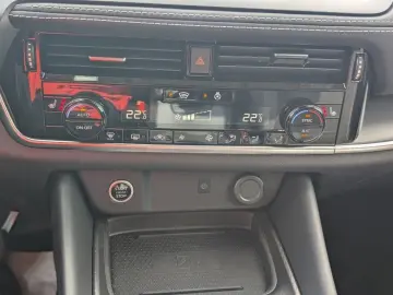 Qashqai 1.3 DIG-T MHEV Xtronic N-Connecta
