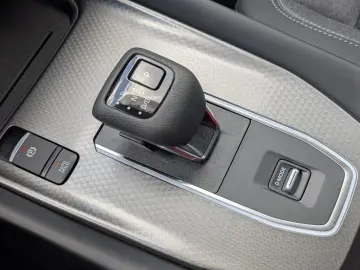 Qashqai 1.3 DIG-T MHEV Xtronic N-Connecta