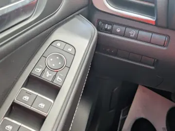 Qashqai 1.3 DIG-T MHEV Xtronic N-Connecta