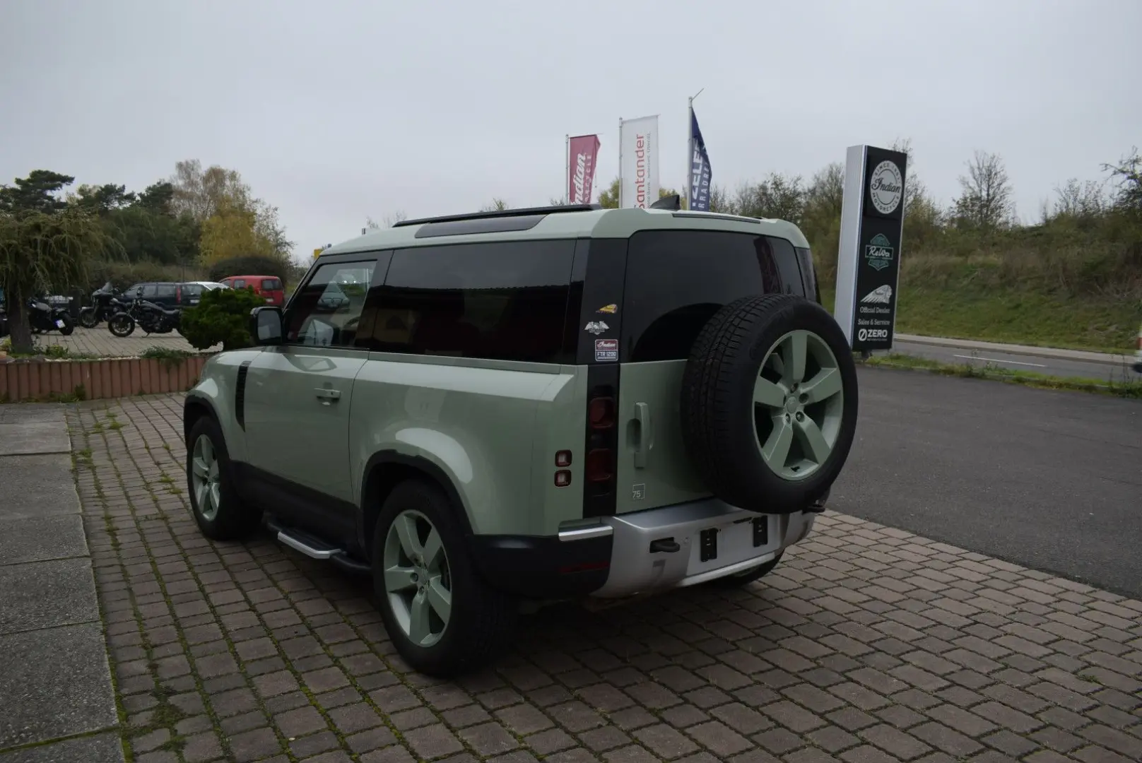 Defender 90 75th Limited Edition