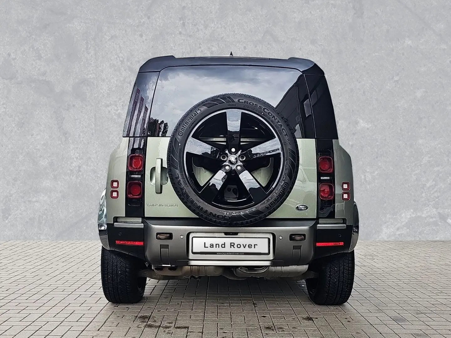 Defender 110 D300 X-Dynamic SE