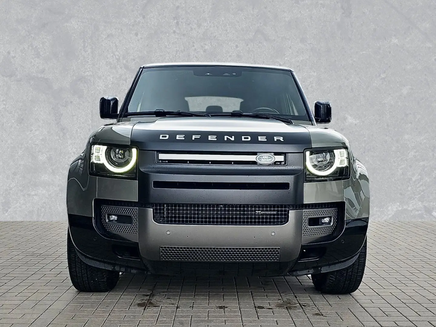 Defender 110 D300 X-Dynamic SE