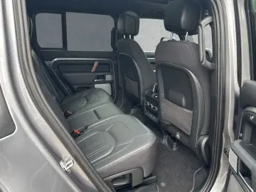 Defender 130 D300 X AHK/Standheizung