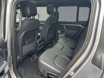 Defender 130 D300 X AHK/Standheizung