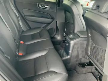 XC60 T6 AWD Recharge PANO LEDER HUD PILOT 360°