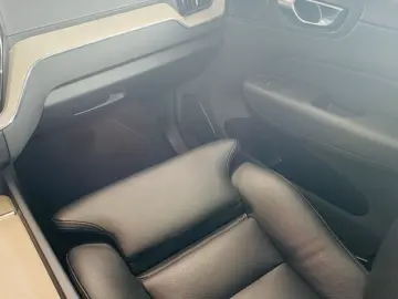 XC60 T6 AWD Recharge PANO LEDER HUD PILOT 360°