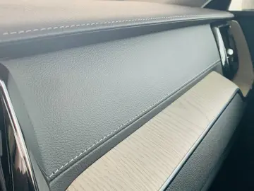 XC60 T6 AWD Recharge PANO LEDER HUD PILOT 360°