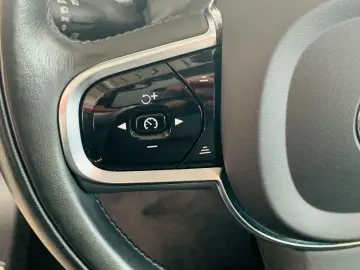 XC60 T6 AWD Recharge PANO LEDER HUD PILOT 360°