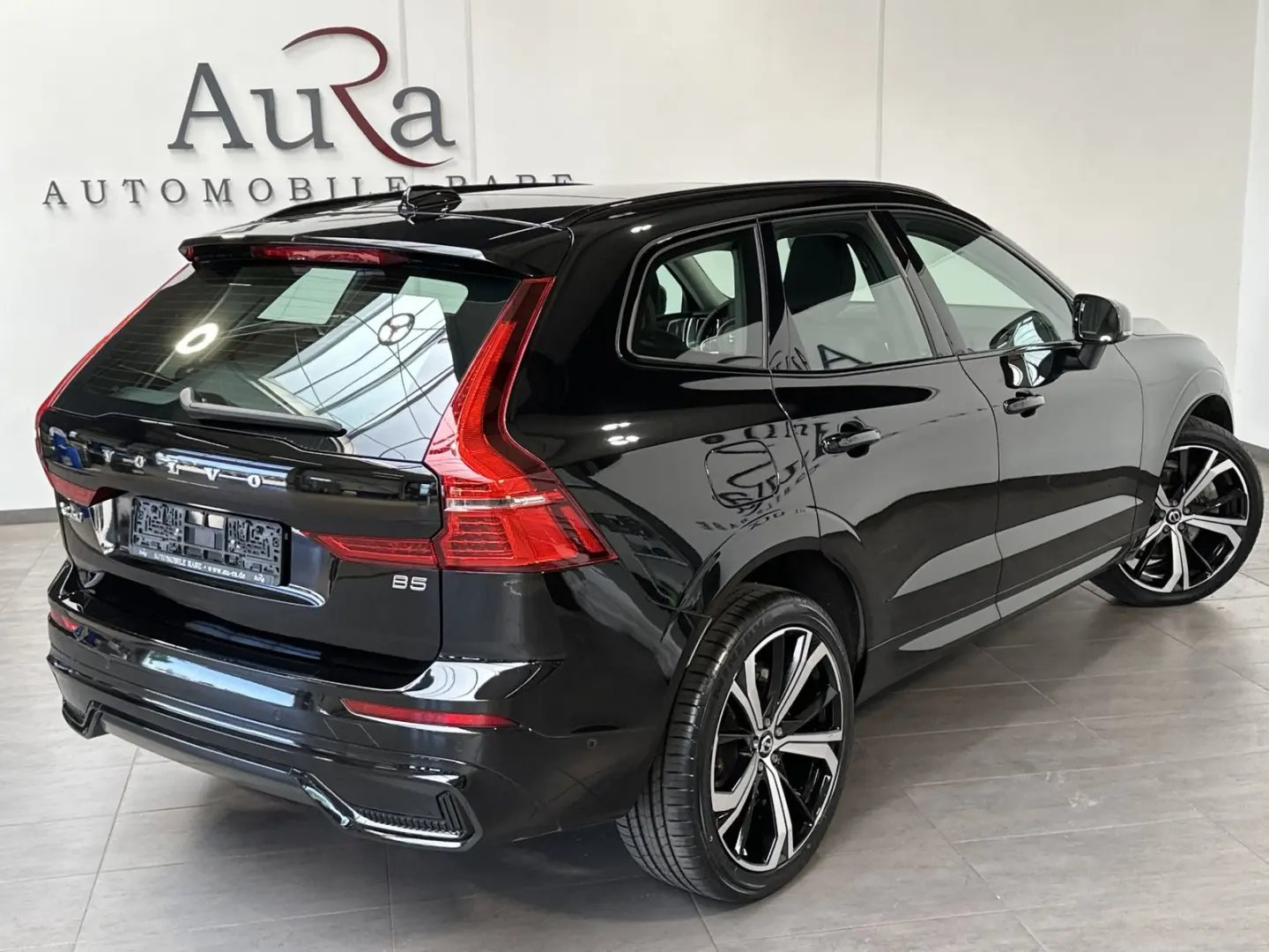 XC60 B5 AWD Ultimate Dark NAV+LED+ACC+360°+PANO