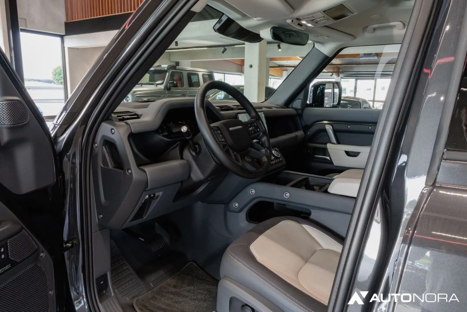 Defender 110 X-Dynamic HSE AHK Head-up 20