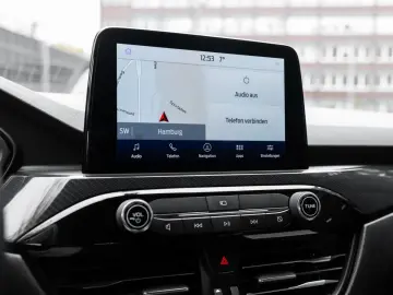Kuga ST-Line 2.0 | AHK | ACC | RFK | NAVI | LED