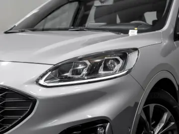 Kuga ST-Line 2.0 | ACC | RFK | NAVI | LED | WI-P