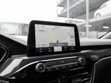 Kuga ST-Line 2.0 | ACC | RFK | NAVI | LED | WI-P