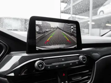 Kuga ST-Line 2.0 | ACC | RFK | NAVI | LED | WI-P