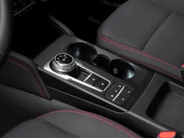 Kuga ST-Line 2.0 | ACC | RFK | NAVI | LED | WI-P