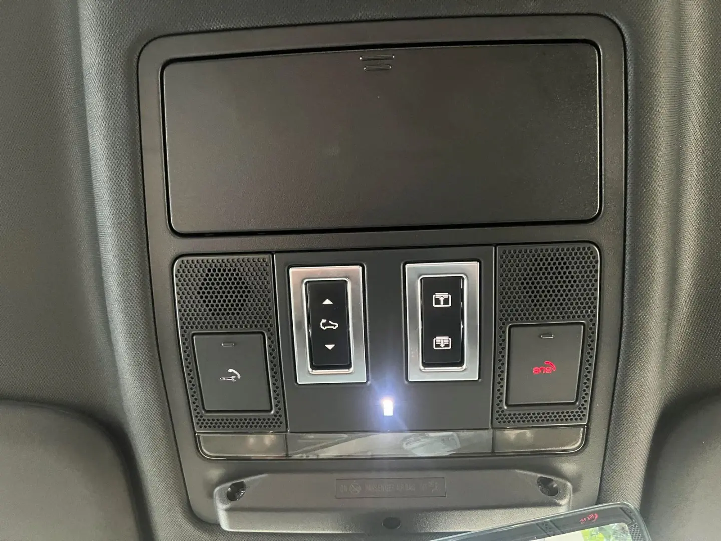 Defender 110 V8 Carpathian Edition 386 kW (52...
