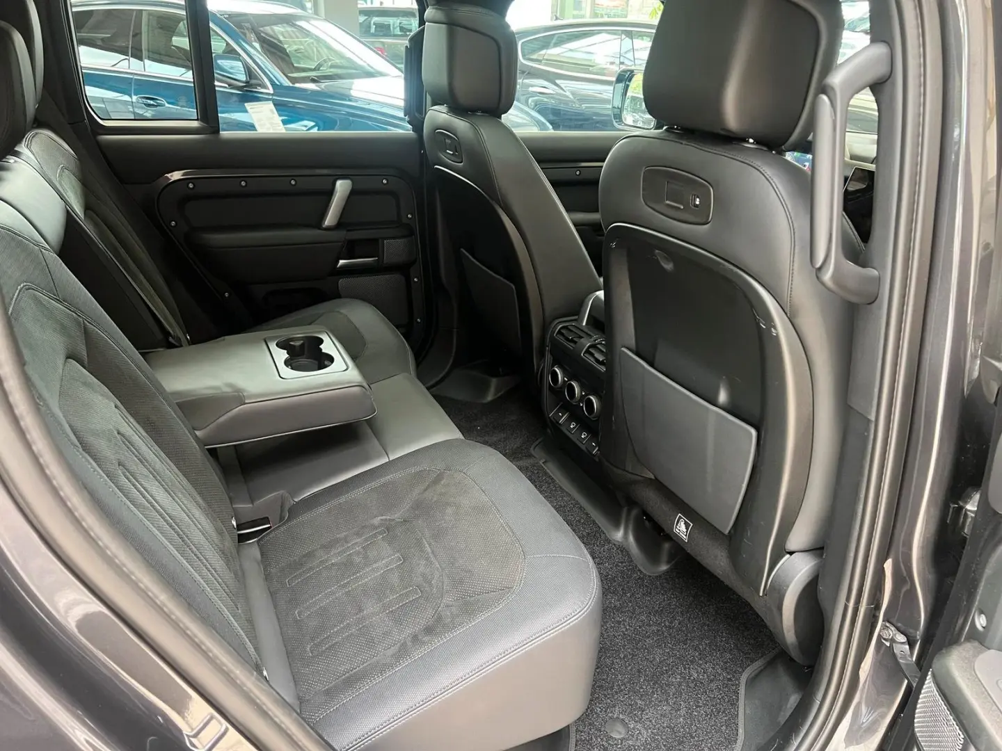 Defender 110 V8 Carpathian Edition 386 kW (52...