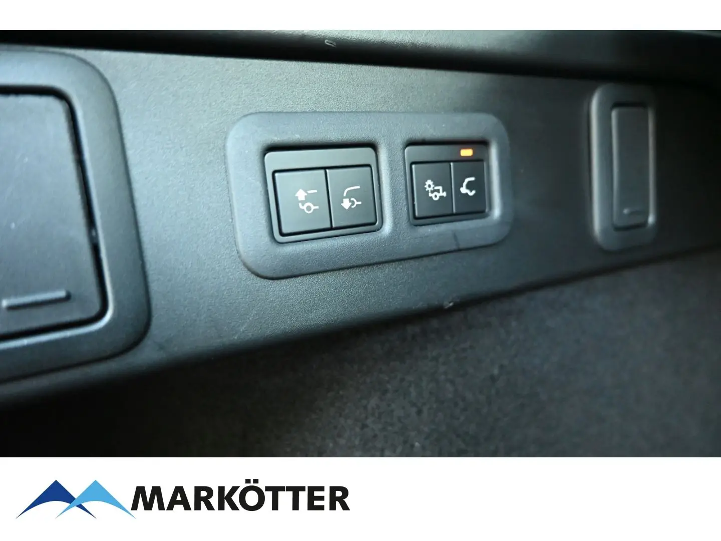 Range Rover Velar D300 R-Dynamic HSE AHK/S-Dach