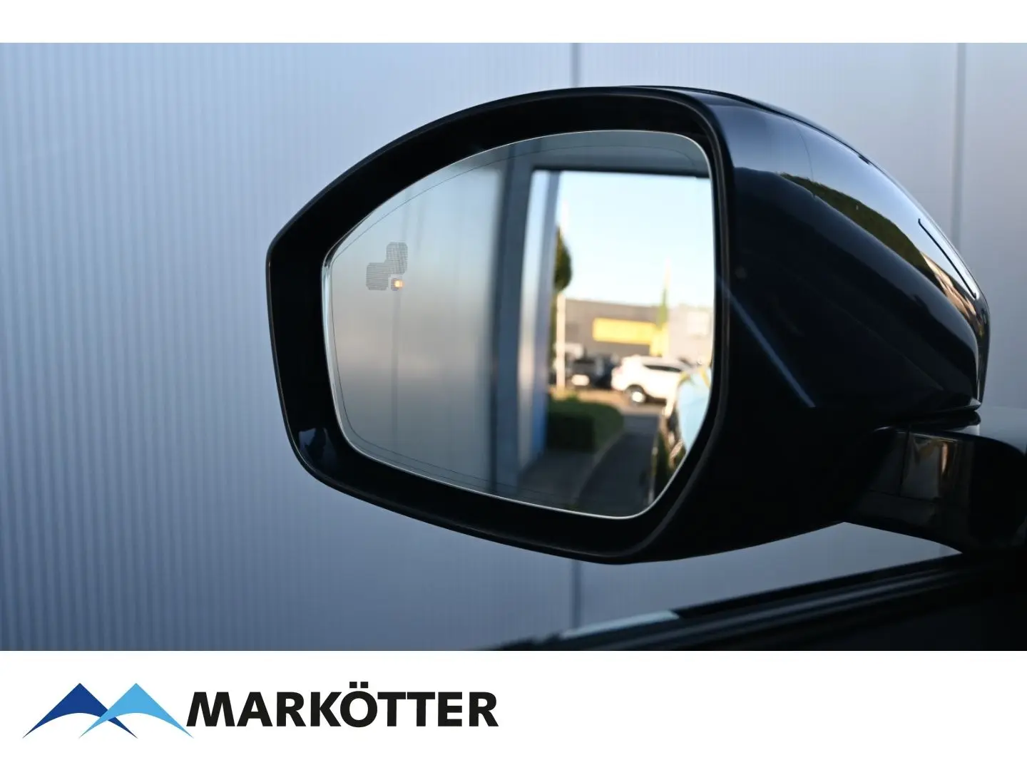 Range Rover Velar D300 R-Dynamic HSE AHK/S-Dach