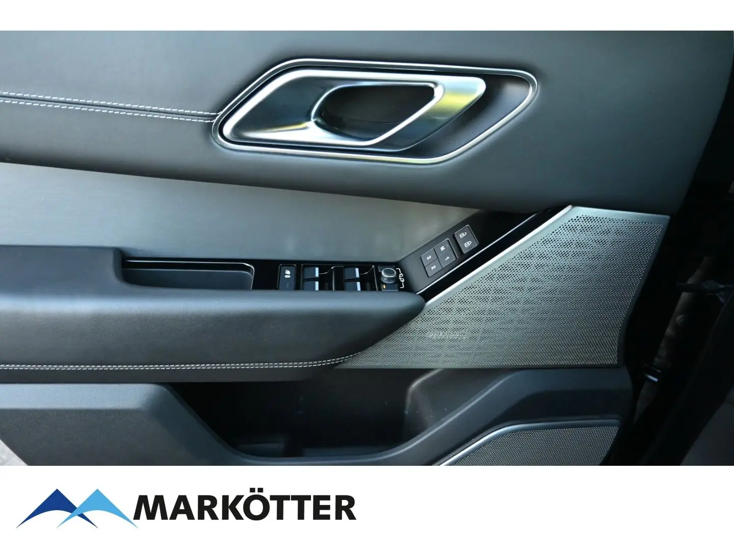 Range Rover Velar D300 R-Dynamic HSE AHK/S-Dach