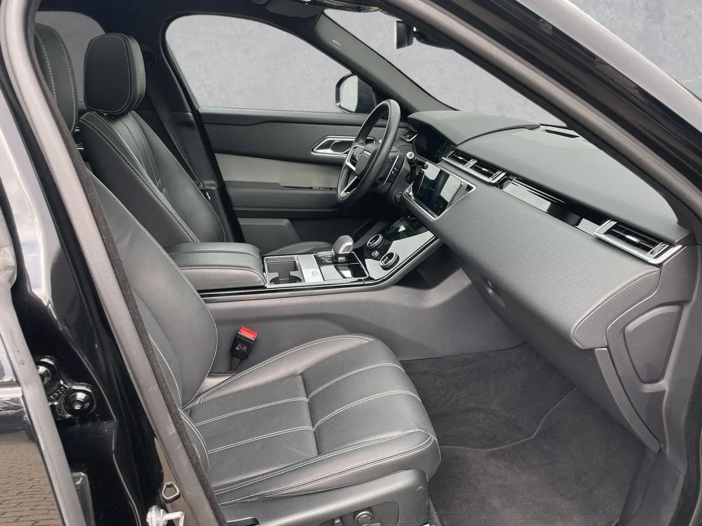 Range Rover Velar D300 R-DYNAMIC S BLACK PACK
