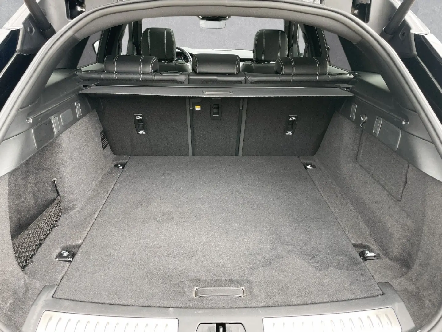 Range Rover Velar D300 R-DYNAMIC S BLACK PACK