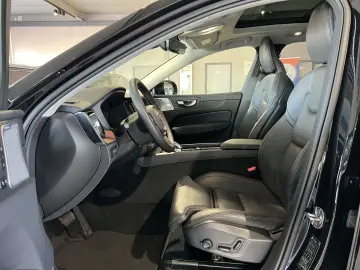XC60 T8 Ultimate Dark Recharge AWD B&W Massage 360