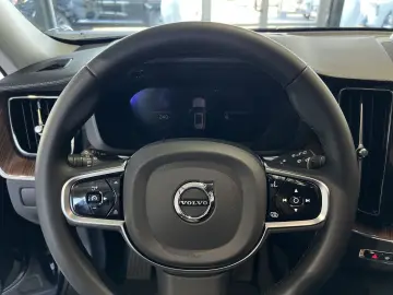 XC60 T8 Ultimate Dark Recharge AWD B&W Massage 360