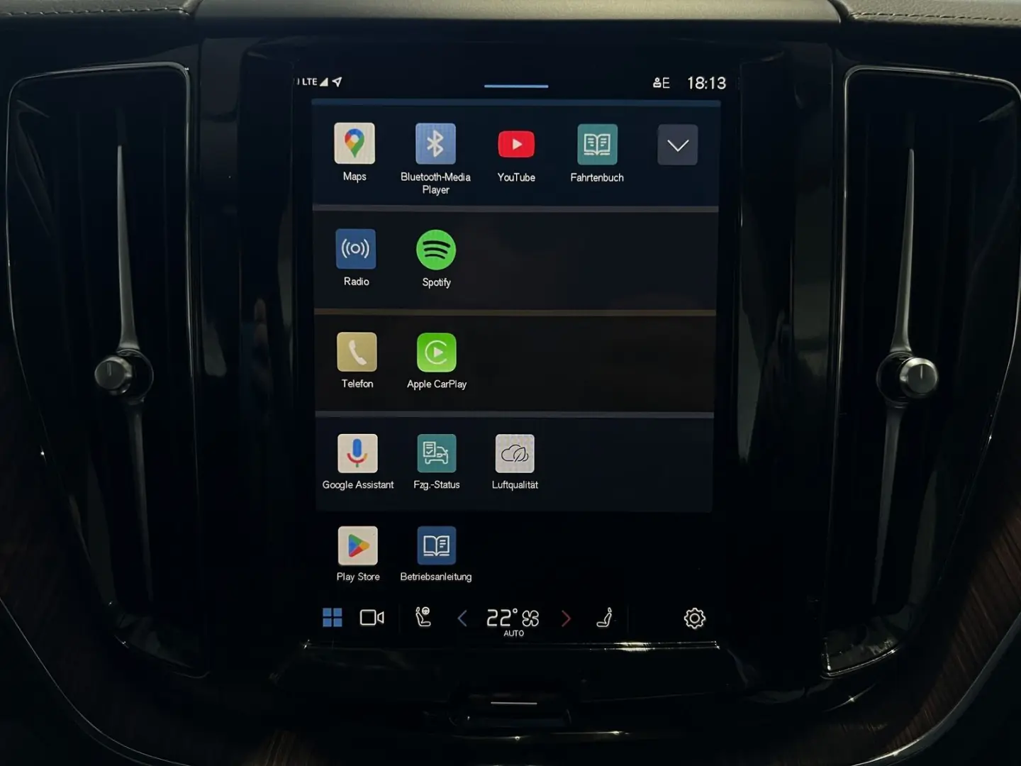 XC60 T8 Ultimate Dark Recharge AWD B&W Massage 360