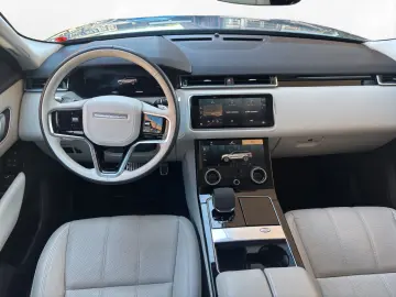 Range Rover Velar P250 R-Dynamic