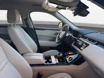 Range Rover Velar P250 R-Dynamic