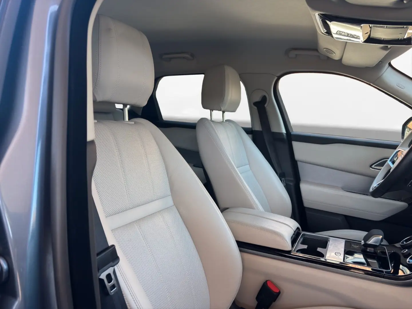 Range Rover Velar P250 R-Dynamic